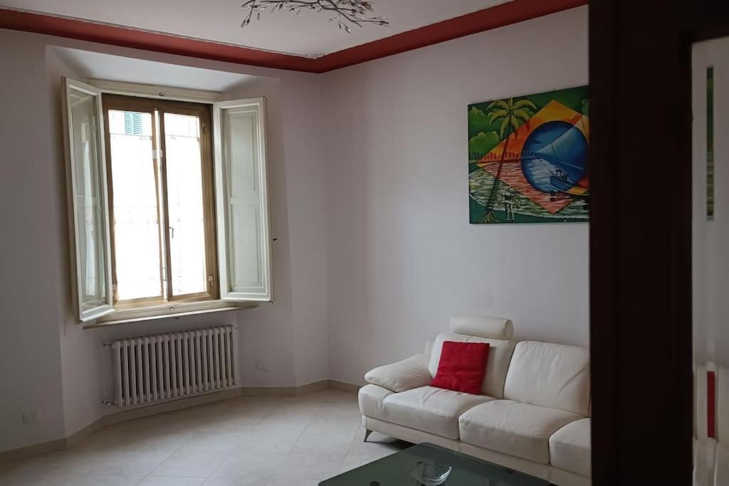 Casa Giafer Apt Luminoso Spazioso Ben Localizzato Florence Ngoại thất bức ảnh